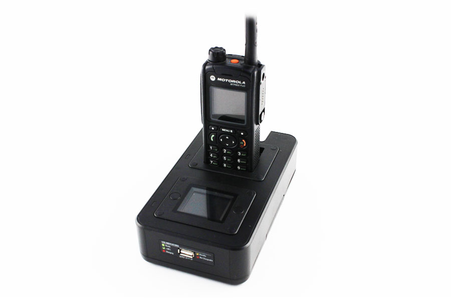 SM-X1 - Axcom charger with charging switch for Motorola MTP850 SM-X1 - Axcom charger with charging switch for Motorola MTP850