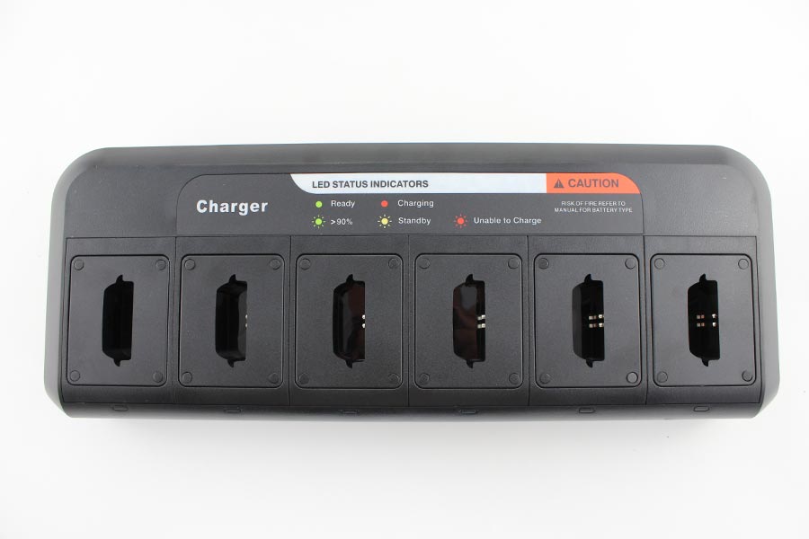 Axcom desktop charger for 6 Sepura batteries: STP8000, STP9000, SC2020