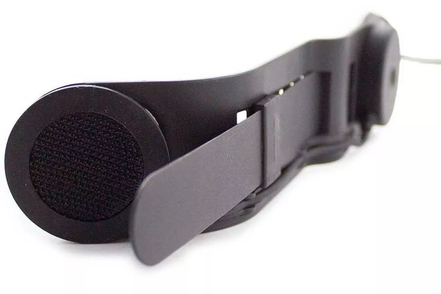 Detailed view of the skullcap microphone Detailed view of the skullcap microphone